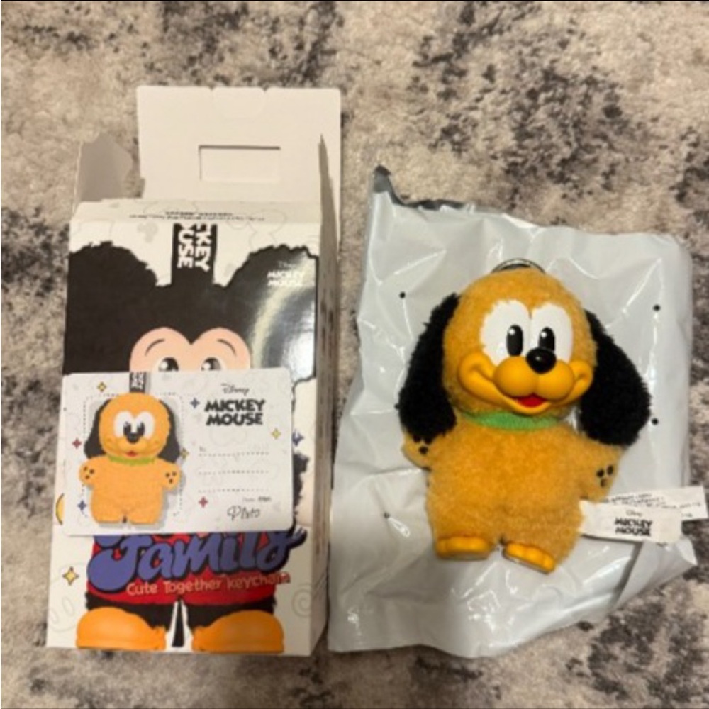 POP MART Mickey Family Keychain – Pluto Opened – 100% Authentic